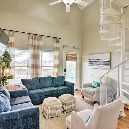 Terramar Beach Home With Pool And Marina Access ガルベストン エクステリア 写真