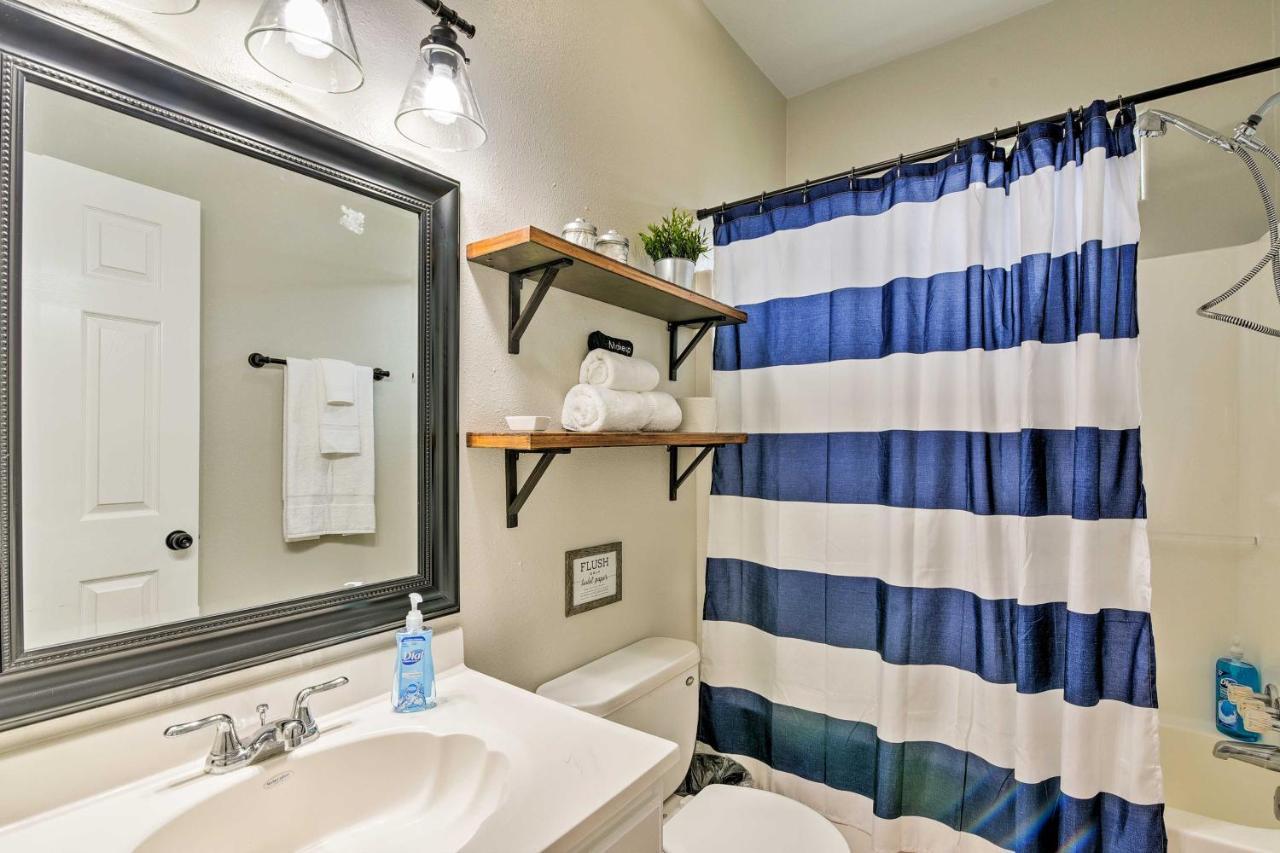 Terramar Beach Home With Pool And Marina Access ガルベストン エクステリア 写真