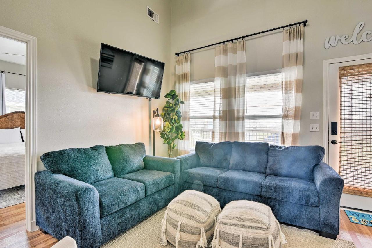 Terramar Beach Home With Pool And Marina Access ガルベストン エクステリア 写真